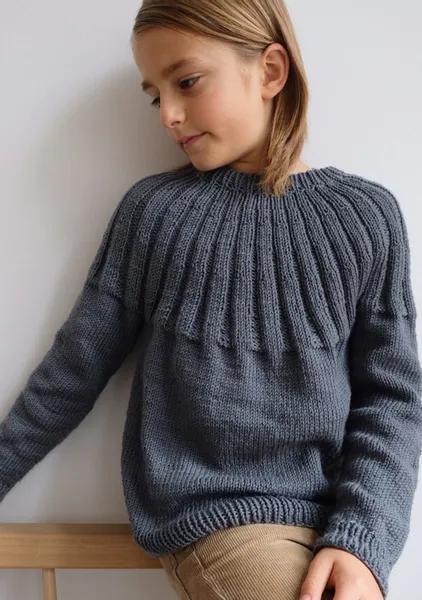Hovedbilde Harald Sweater Junior PetiteKnit oppskrift *