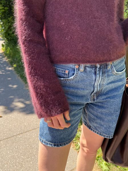 Hovedbilde Ivy Blouse fra PetiteKnit oppskrift*
