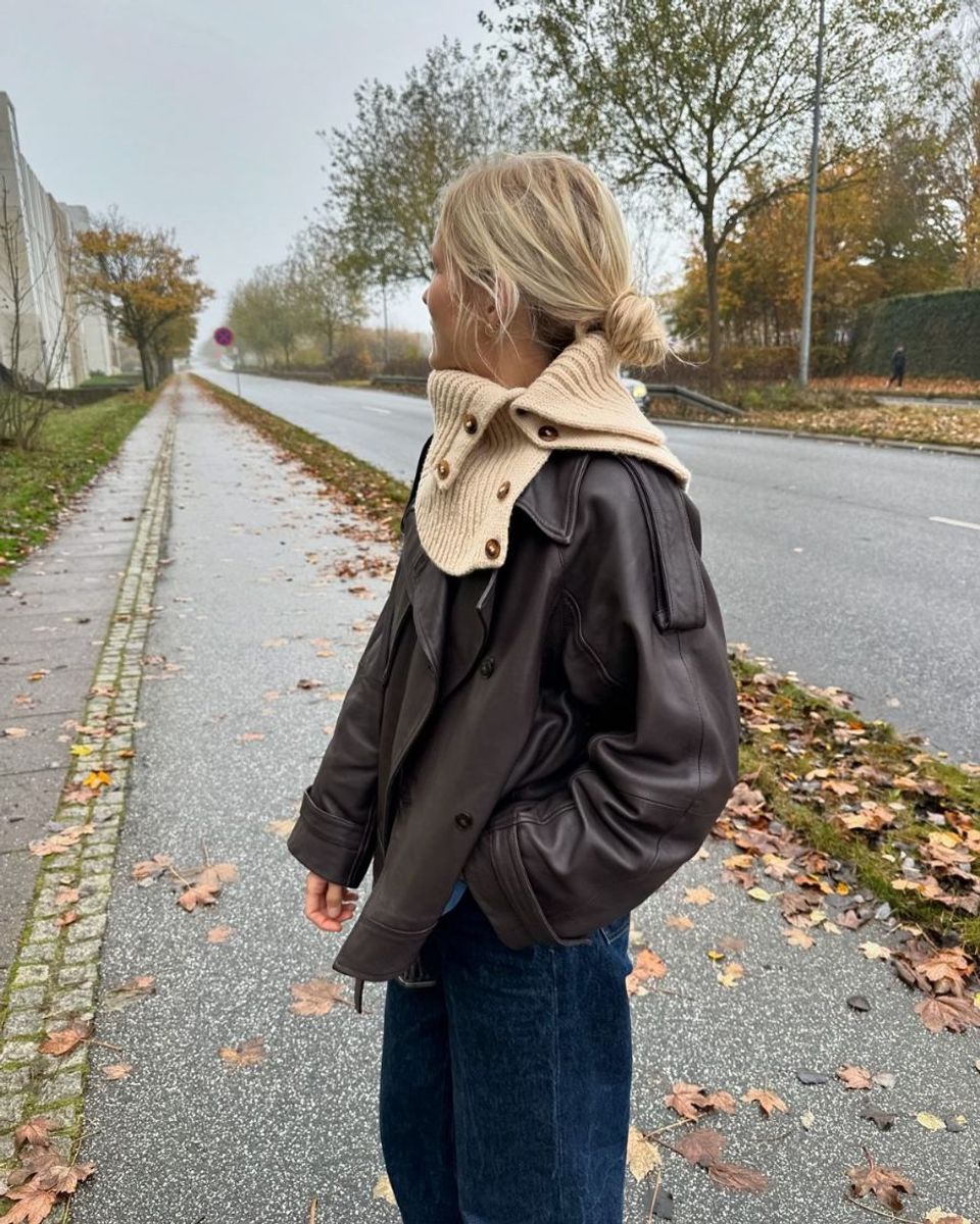 November Neck fra PetiteKnit oppskrift