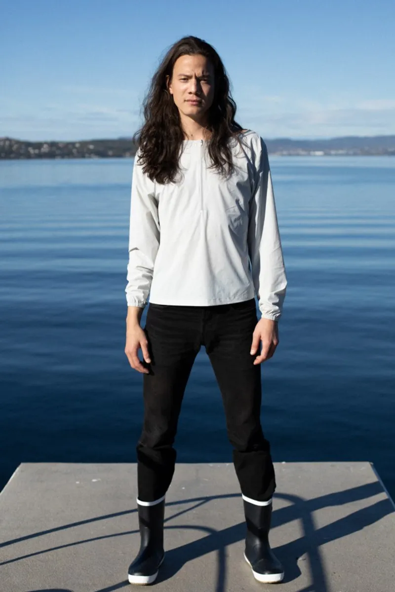 Vindtrøya Sten - Lys Grå unisex modell